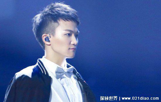 周深是男的还是女的为什么是女声，100%女孩(独特的嗓音让其爆红)