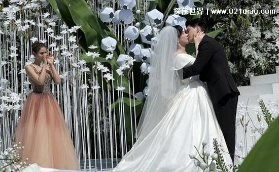 张檬金恩圣结婚视频曝光，含泪拥吻隔屏幕跪拜婆婆(附高清视频)