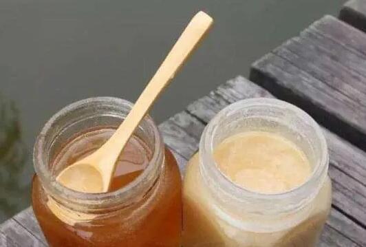 纯正土蜂蜜多少钱一斤，100至300元一斤(市场上很难买到)