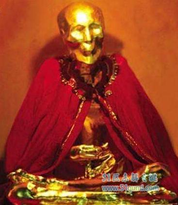 中国十大活菩萨 揭秘惠能菩萨肉身千年不腐之谜