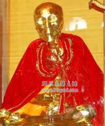 中国十大活菩萨 揭秘惠能菩萨肉身千年不腐之谜