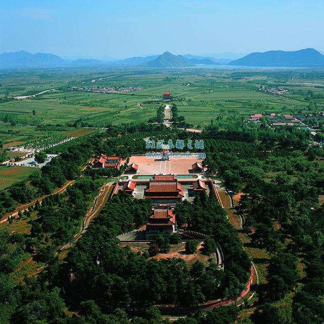 揭秘中国十大神秘古墓 邙山陵墓群中国埋葬帝王最多的地方