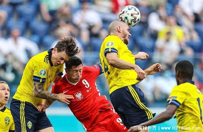 足球VAR是什么意思（视频助理裁判）