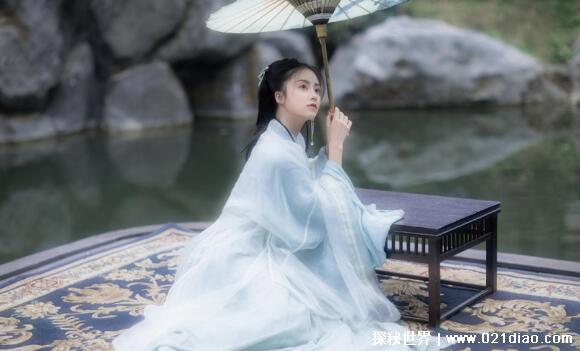 100句撩人情诗，每句都能撩的对象脸红心跳(附诗句出处)