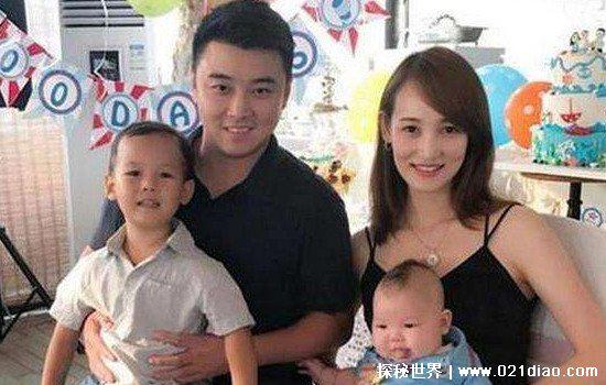 王皓老婆跳舞后续怎么解决的，两人和好如初一家四口十分幸福