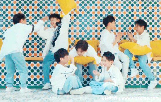 天府少年团是哪个公司的，为何出道仅4天就解散(背后真相太可怕)