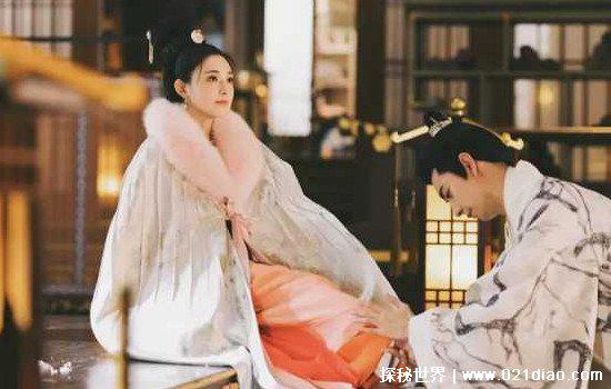 公认的十大虐心小说,苍耳/蚀骨危情/白色橄榄树直击心灵的脆弱