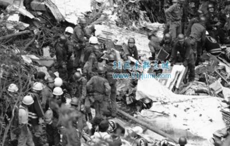 日航123号班机空难事件回顾,524名乘客人员中只有4名生还