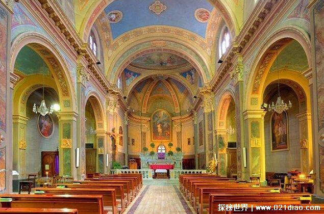 东正教和天主教的区别，宗教语言以及历史都有不同