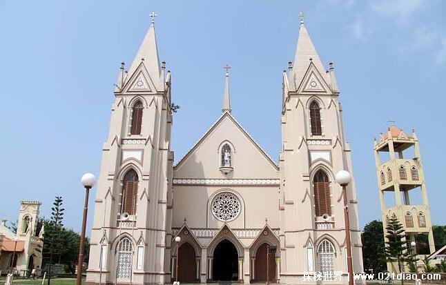 东正教和天主教的区别，宗教语言以及历史都有不同