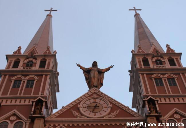 东正教和天主教的区别，宗教语言以及历史都有不同