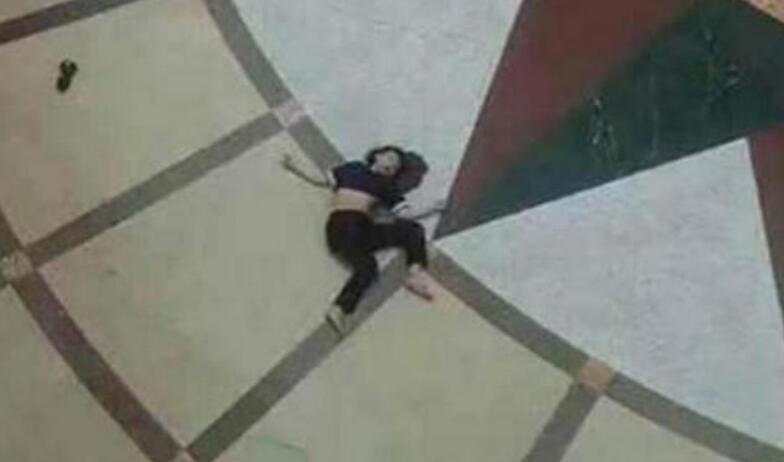 揭秘荔湾广场恐怖事件,建在乱葬岗上惊动鬼神(多人在此殒命)