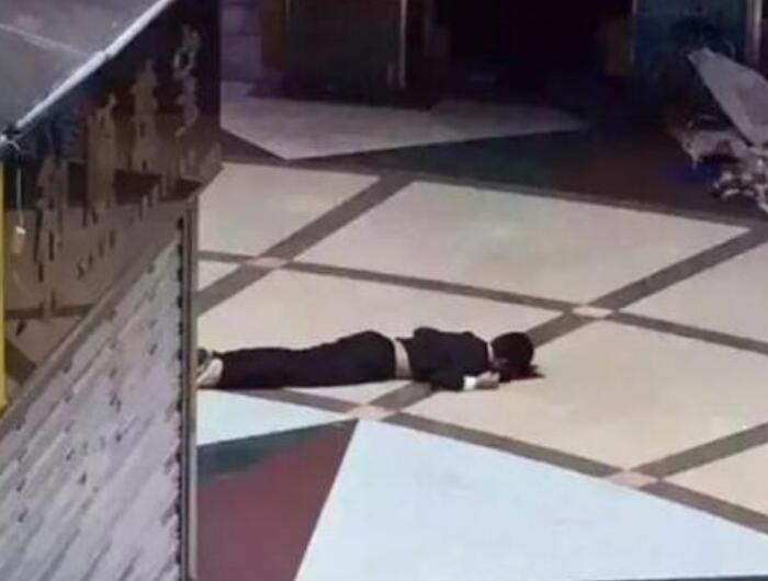 揭秘荔湾广场恐怖事件,建在乱葬岗上惊动鬼神(多人在此殒命)