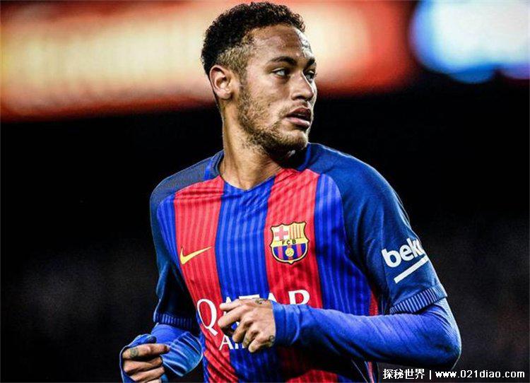 内马尔跳舞(兴奋之余跳起愉快的桑巴舞蹈)