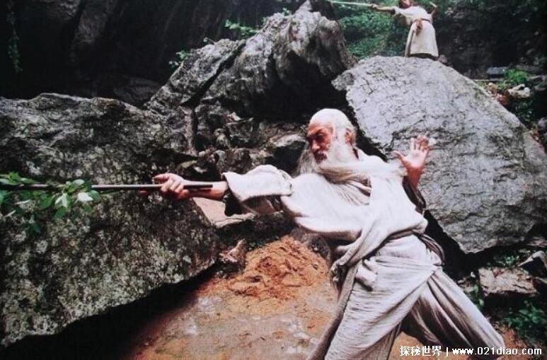 笑傲江湖武功排名，东方不败稳居第一(仅仅只败过一次)