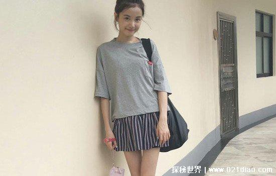 江疏影2分28秒的人是谁，一名女主播(长相身材和江疏影十分相似)