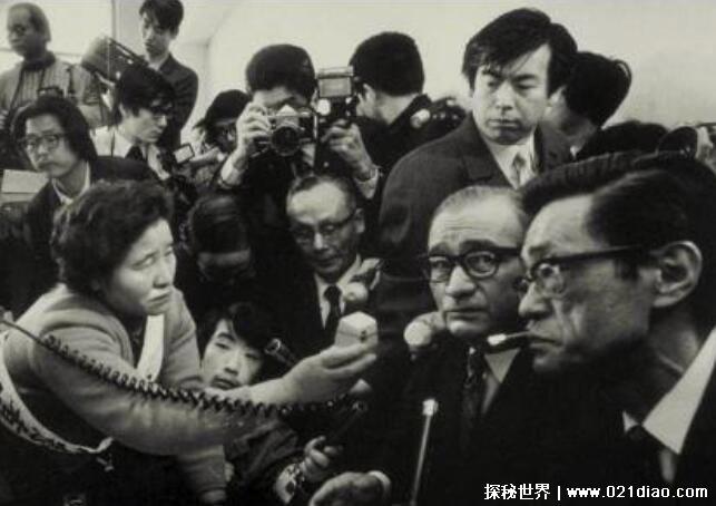 日本水俣病事件，工业污染导致的(数万人因此中毒)