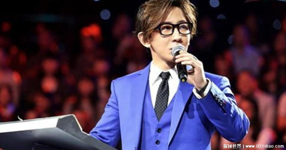 刘谦给日本人跪着磕头视频，并非给天皇下跪不良媒体故意歪曲