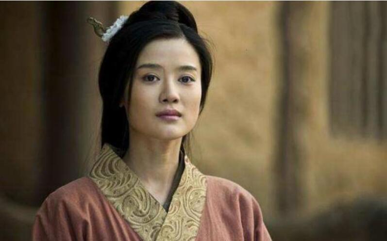 戚夫人人彘活了多久,不会超过两天(皇帝被吓到病得不轻)