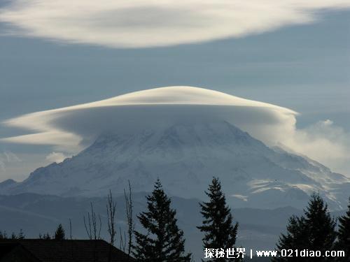 十大世界上最诡异的云，粉色飞碟云最诡异(疑似为外星人飞船)