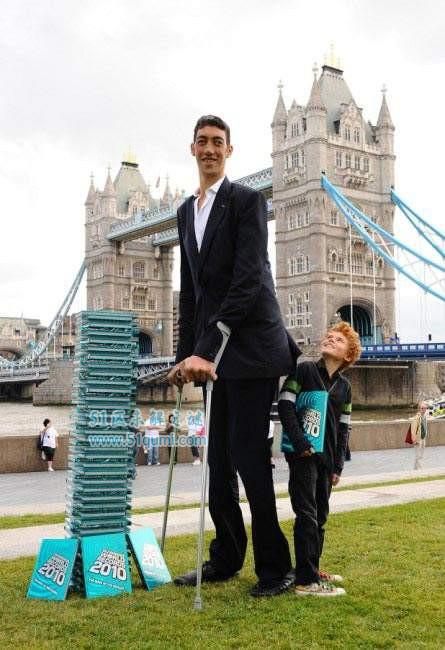 世界第一高人是谁?苏尔坦·科森身高2.47米创世界纪录