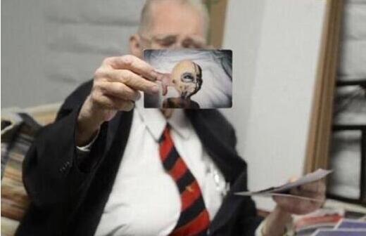 7个外星人真实图片和事件，发现外星人尸体(附图片)