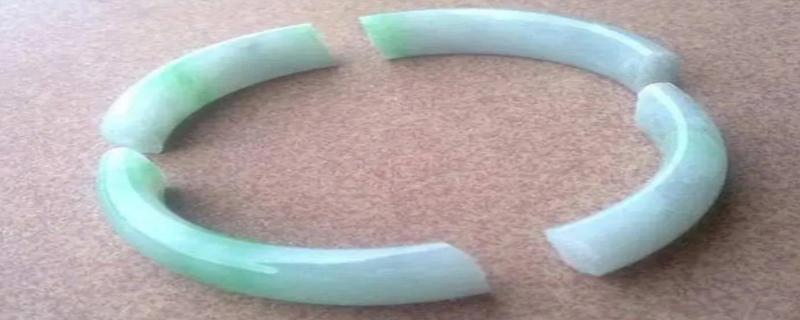 玉镯子碎了如何修复