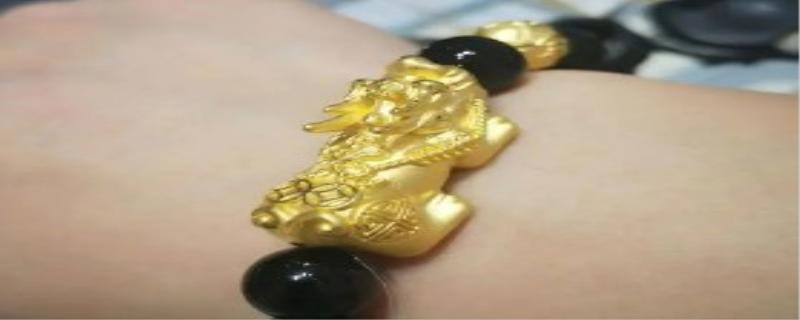 貔貅怎样佩戴才能进财