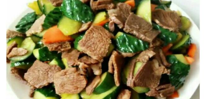 瓜片炒肉的做法