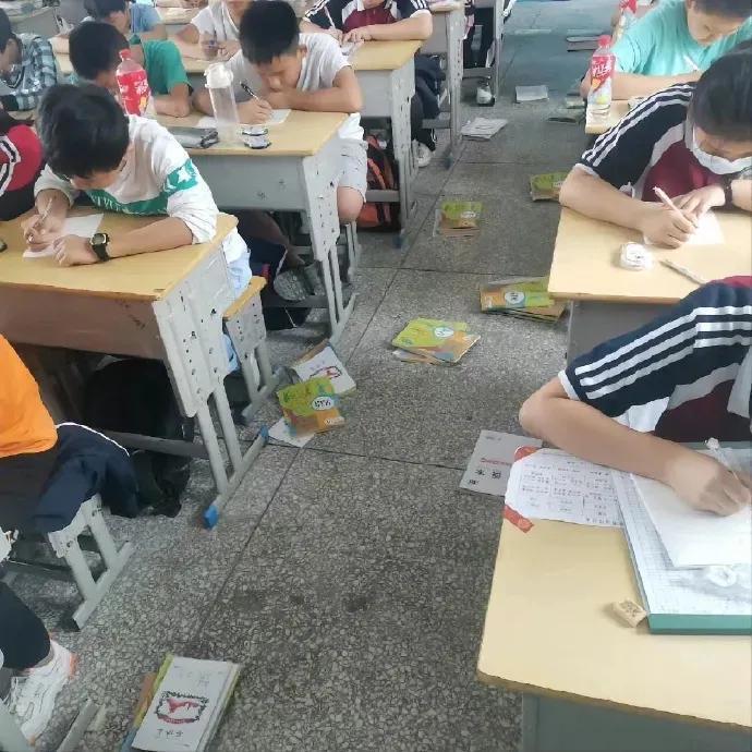 【网络用语】“撕伞”是什么梗？