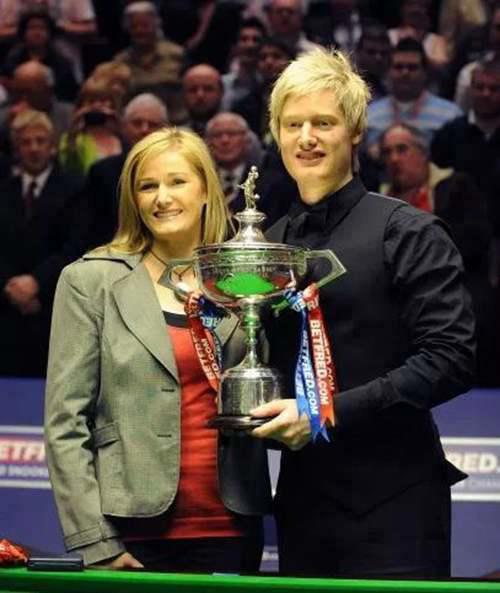 历届斯诺克世锦赛冠军夺冠捧杯瞬间