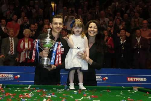 历届斯诺克世锦赛冠军夺冠捧杯瞬间