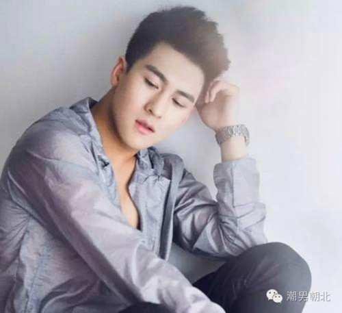 六款90后帅气男生发型 尽显阳光气质