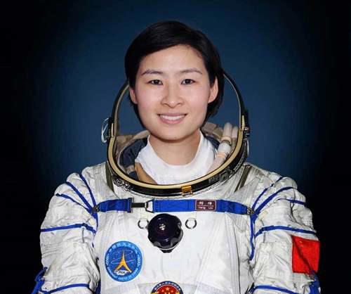 中国历届载人航天员盘点 看看我们的航天英雄都有谁