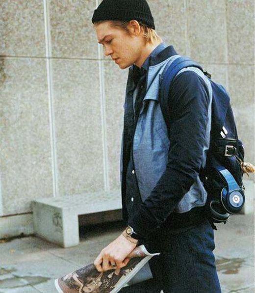 比利林恩男主角扮演者是谁