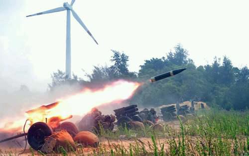 游击界三大神器之63式107毫米火箭炮