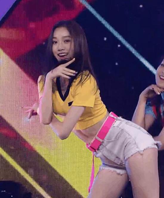 PRODUCE48王珂排名第五引热议 王珂个人资料