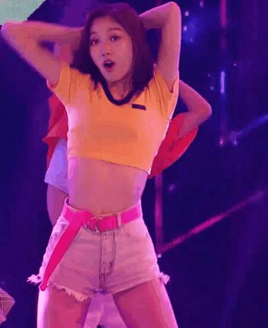 PRODUCE48王珂排名第五引热议 王珂个人资料