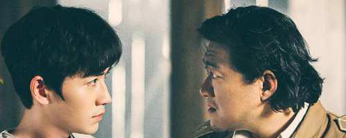 重启之极海听雷白昊天是谁