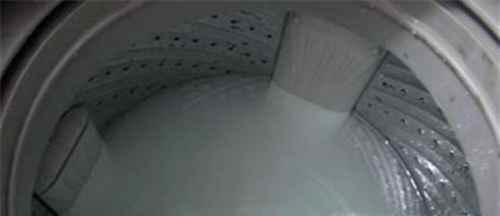 洗衣机里面的污垢如何清洗