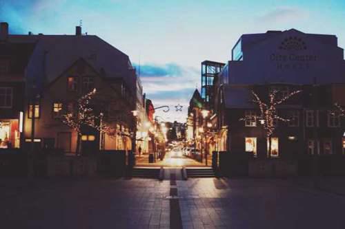 哪些地方适合一个人旅行