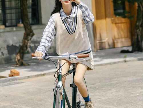 格子衬衫怎么搭配好看