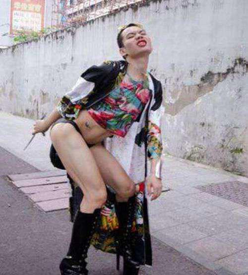 深圳超级男神西红士走红