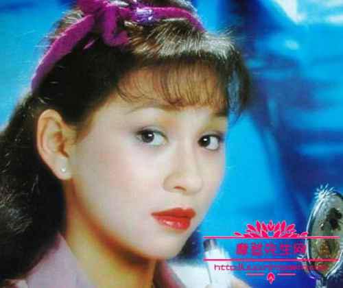 余安安为什么和周润发离婚？