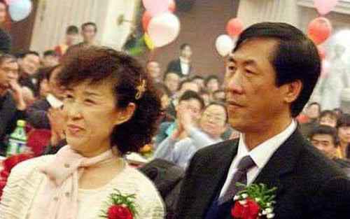 章子怡是张艺谋的女儿很扯淡