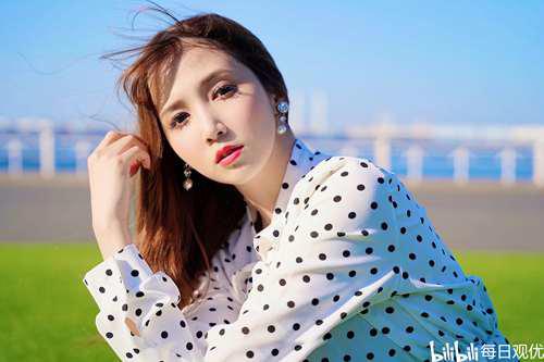 每日观优 友田彩也香千娇百媚忍不住心动