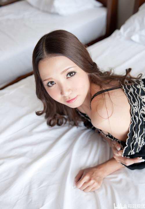 每日观优 友田彩也香千娇百媚忍不住心动