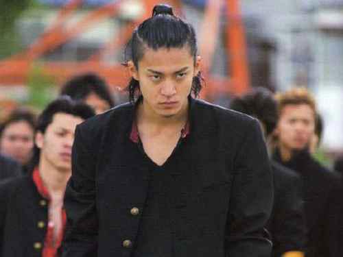 热血高校泷谷源治毕业后干什么了