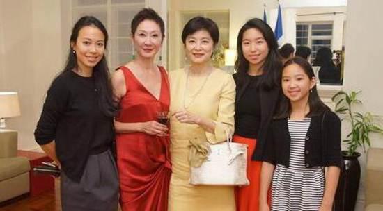 林青霞有几个女儿 和老公邢李原三个孩子近况