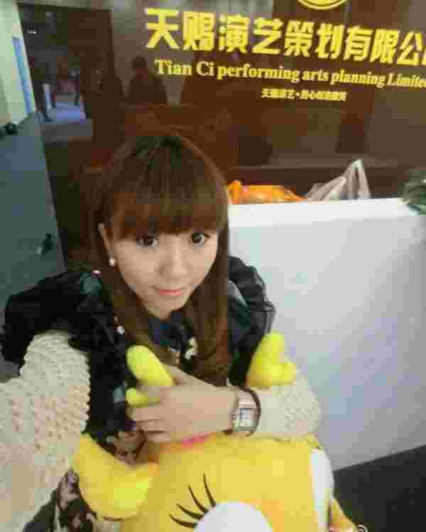 YY牙姐资料-YY人气偶像歌手牙姐